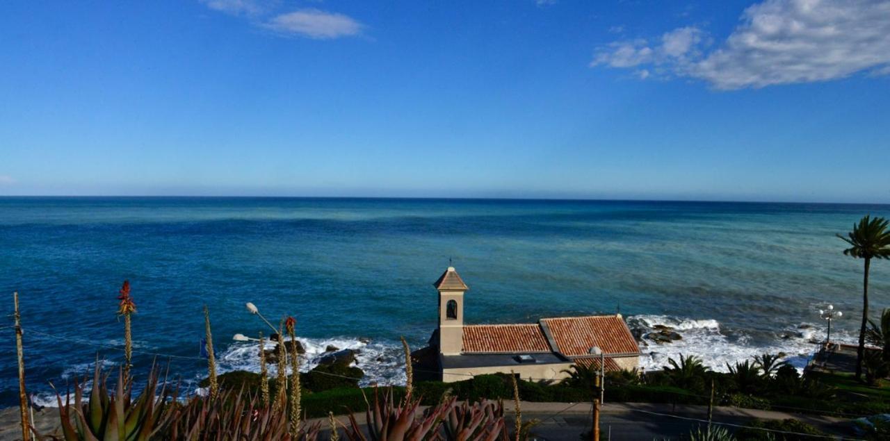 Dormiusa Bordighera Bagian luar foto